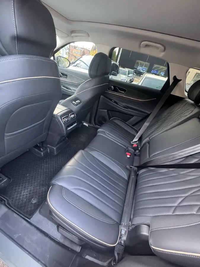 2023 Chery Tiggo 9 2.0T 261HP L4 8AT,autocango,china used car exporter,china ev exporter,chinese used car exporter,chinese used ev exporter