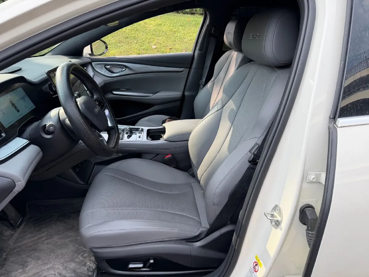 2024 BYD Seal 1.5L 110HP L4 E-CVT PHEV 17.6KWH,autocango,china used car exporter,china ev exporter,chinese used car exporter,chinese used ev exporter