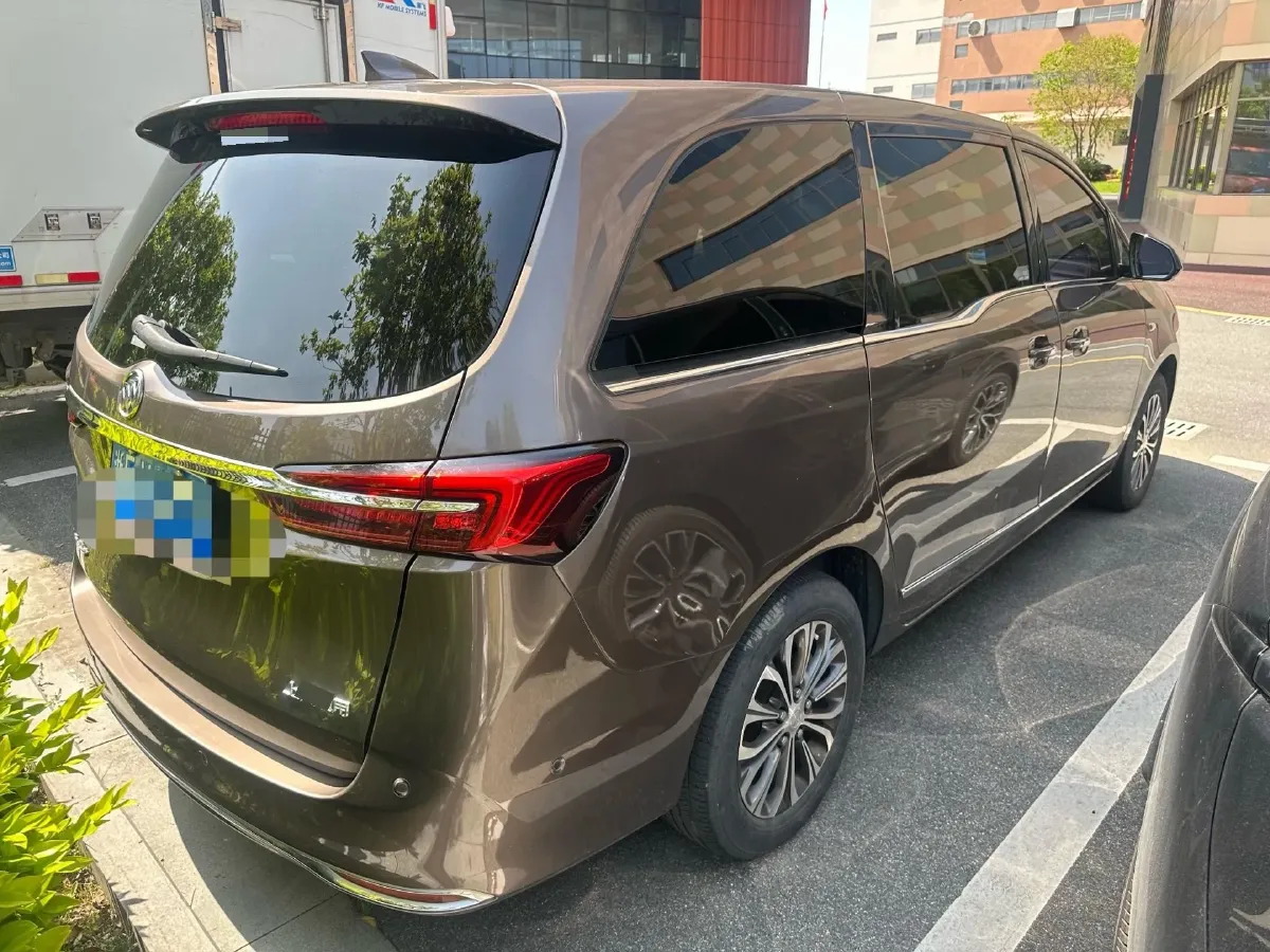 2021 Buick GL8 2.0T 237HP L4 9AT,autocango,china used car exporter,china ev exporter,chinese used car exporter,chinese used ev exporter