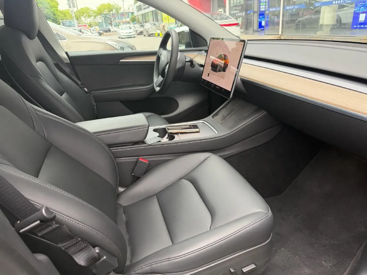 2022 Tesla Model Y BEV 60KWH,autocango,china used car exporter,china ev exporter,chinese used car exporter,chinese used ev exporter