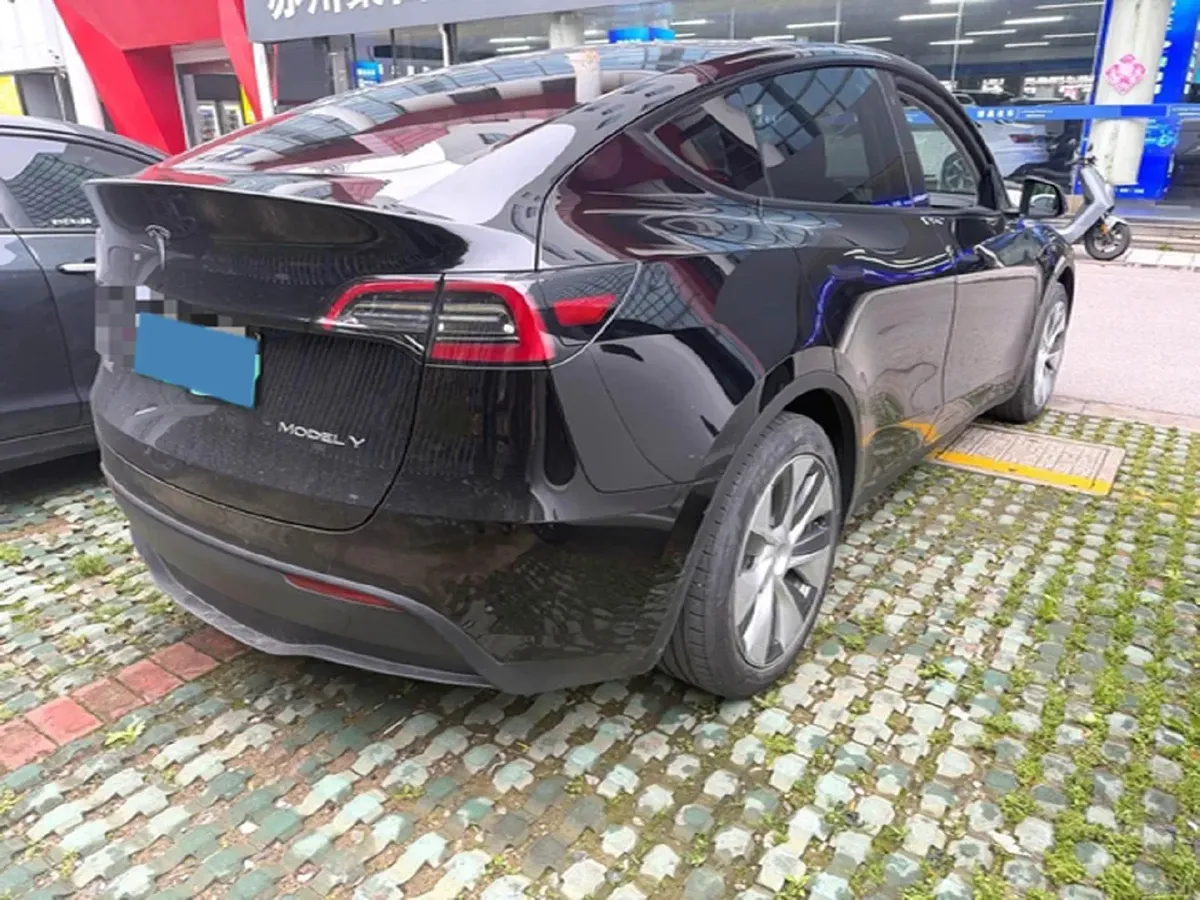 2022 Tesla Model Y BEV 60KWH,autocango,china used car exporter,china ev exporter,chinese used car exporter,chinese used ev exporter