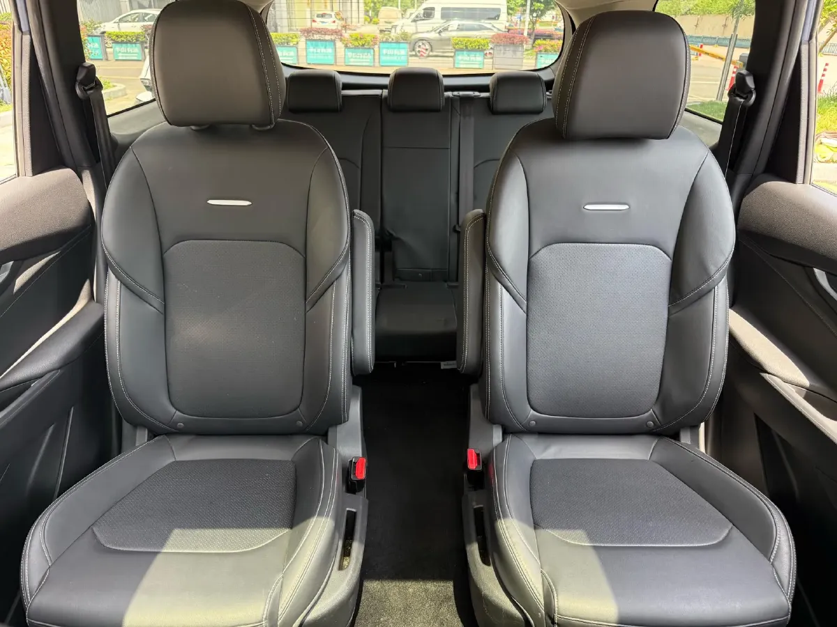 2022 MAXUS G50 1.5T 169HP L4 7DCT,autocango,china used car exporter,china ev exporter,chinese used car exporter,chinese used ev exporter