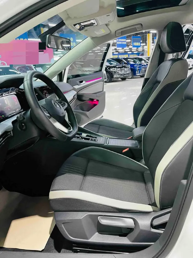2023 Volkswagen Golf 1.4T 150HP L4 7DCT,autocango,china used car exporter,china ev exporter,chinese used car exporter,chinese used ev exporter