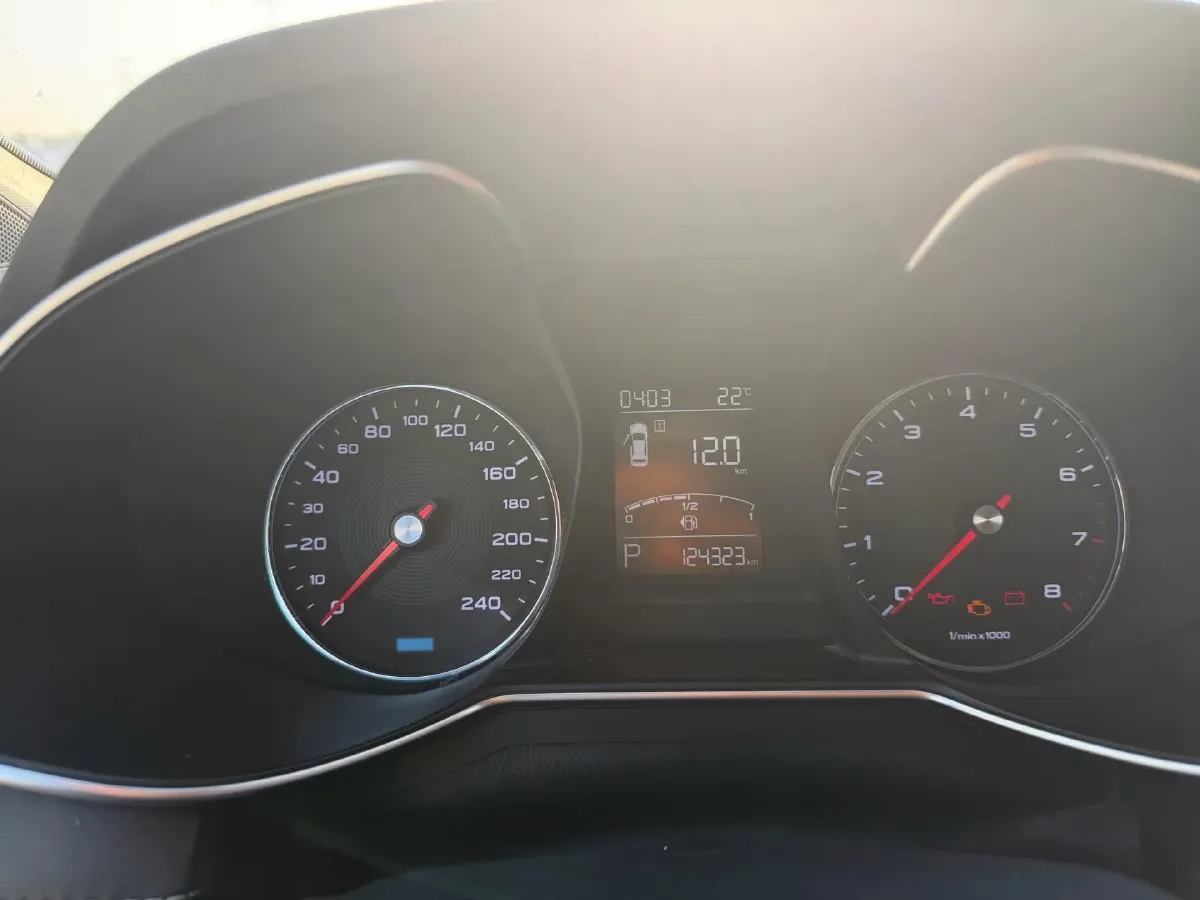 2017 MG MG6 1.5T 169HP L4 7DCT,autocango,china used car exporter,china ev exporter,chinese used car exporter,chinese used ev exporter