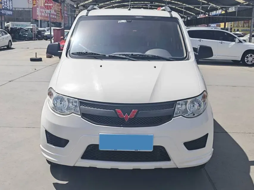2015 WuLing HongGuang 1.5L 112HP L4 5MT,autocango,china used car exporter,china ev exporter,chinese used car exporter,chinese used ev exporter