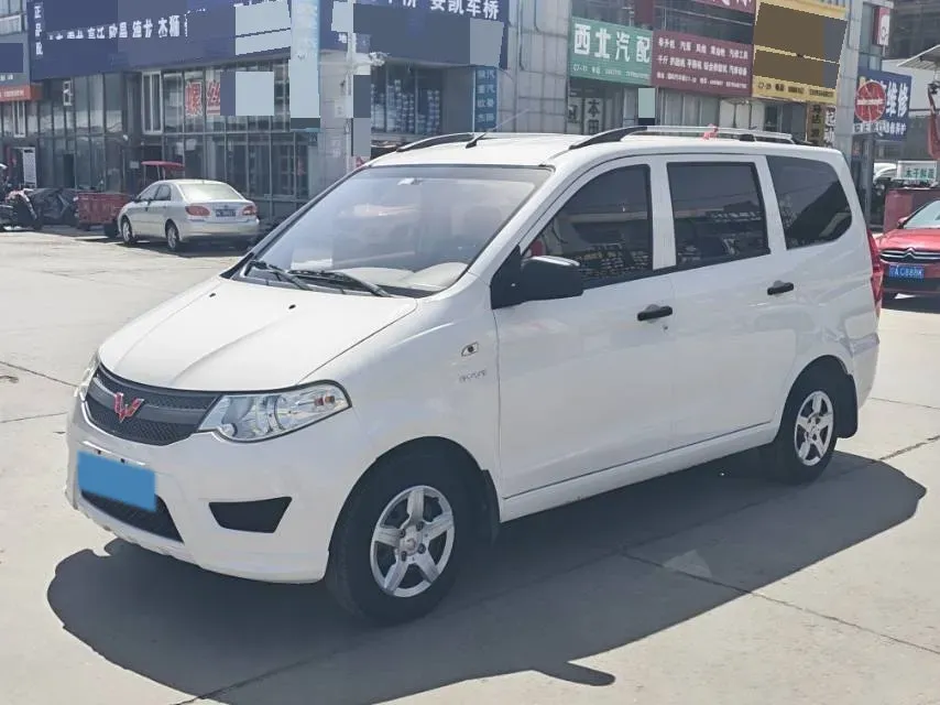 2015 WuLing HongGuang 1.5L 112HP L4 5MT,autocango,china used car exporter,china ev exporter,chinese used car exporter,chinese used ev exporter