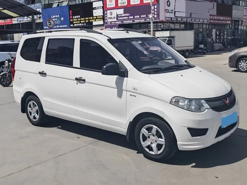 2015 WuLing HongGuang 1.5L 112HP L4 5MT,autocango,china used car exporter,china ev exporter,chinese used car exporter,chinese used ev exporter