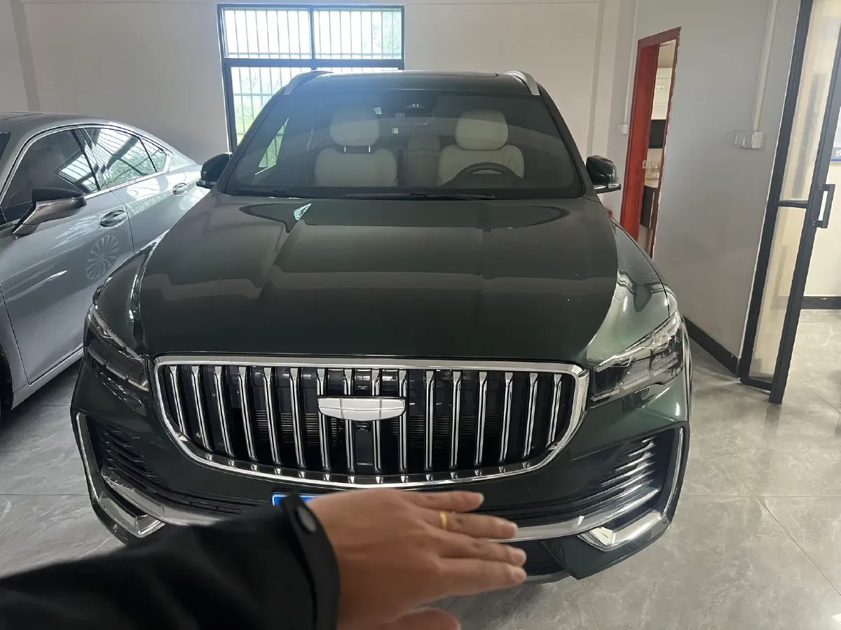 2025 Geely Monjaro 2.0T 238HP L4 8AT,autocango,china used car exporter,china ev exporter,chinese used car exporter,chinese used ev exporter