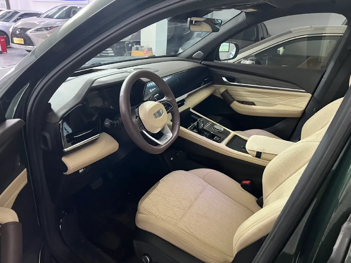 2025 Geely Monjaro 2.0T 238HP L4 8AT,autocango,china used car exporter,china ev exporter,chinese used car exporter,chinese used ev exporter