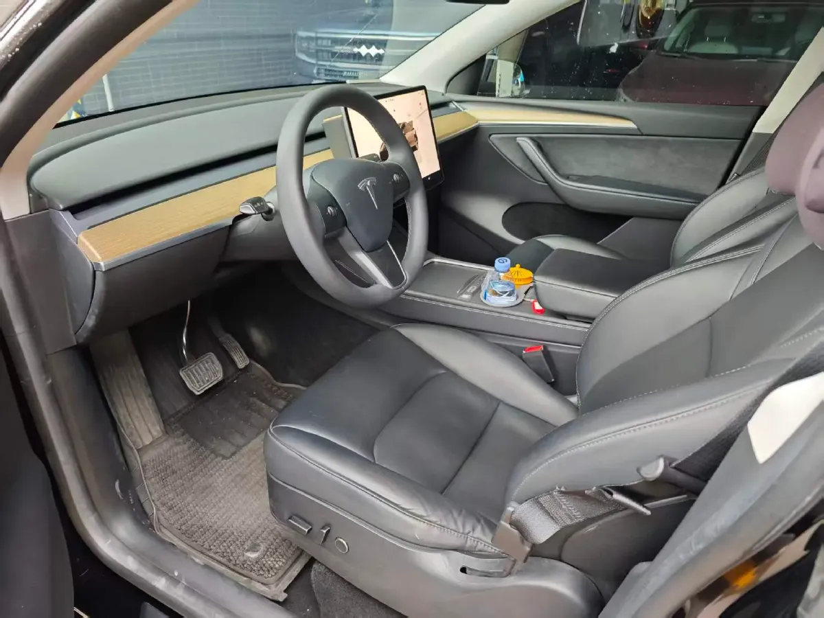 2022 Tesla Model Y BEV 60KWH,autocango,china used car exporter,china ev exporter,chinese used car exporter,chinese used ev exporter