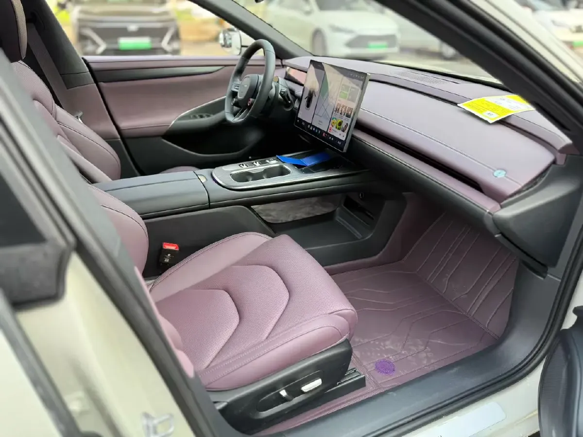 2024 MI SU7 BEV 101KWH,autocango,china used car exporter,china ev exporter,chinese used car exporter,chinese used ev exporter