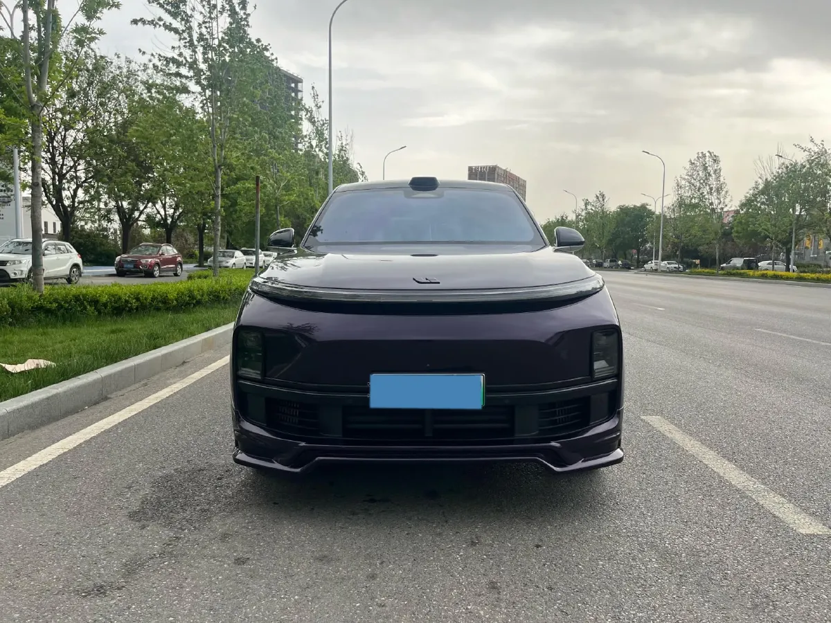 2022 Li L9 Range Extended 154HP REEV 42.6KWH,autocango,china used car exporter,china ev exporter,chinese used car exporter,chinese used ev exporter