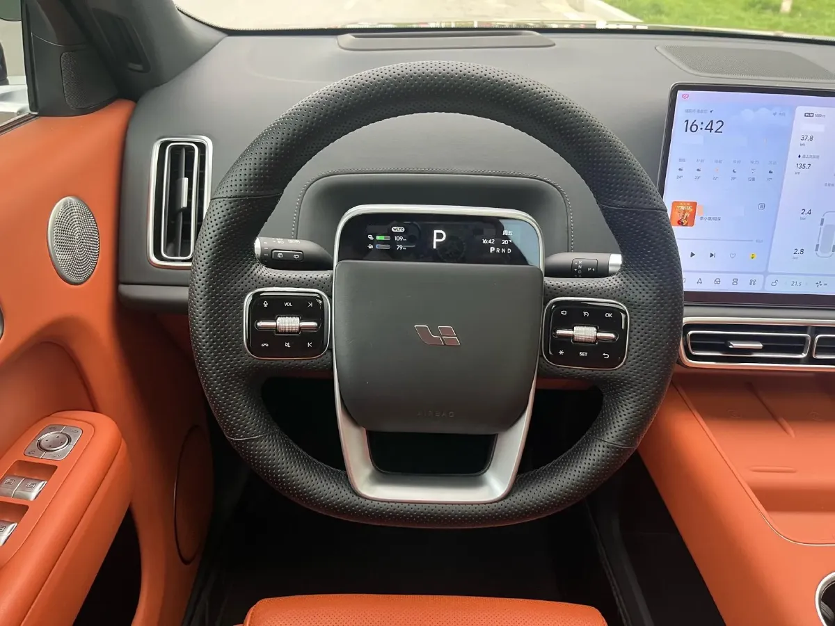 2022 Li L9 Range Extended 154HP REEV 42.6KWH,autocango,china used car exporter,china ev exporter,chinese used car exporter,chinese used ev exporter