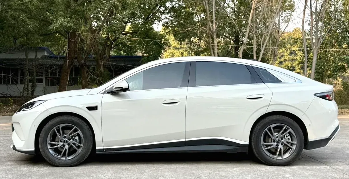 2025 BYD Seal 06 BEV,autocango,china used car exporter,china ev exporter,chinese used car exporter,chinese used ev exporter