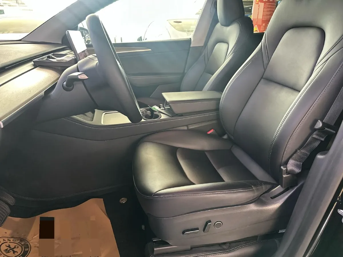 2022 Tesla Model Y BEV 60KWH,autocango,china used car exporter,china ev exporter,chinese used car exporter,chinese used ev exporter