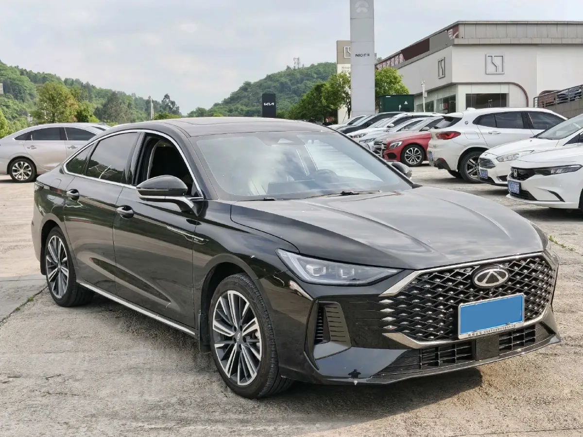 2025 Chery Arrizo 8 Pro 1.6T 197HP L4 7DCT,autocango,china used car exporter,china ev exporter,chinese used car exporter,chinese used ev exporter