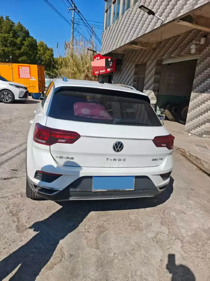 2021 Volkswagen T-Roc 1.4T 150HP L4 7DCT,autocango,china used car exporter,china ev exporter,chinese used car exporter,chinese used ev exporter