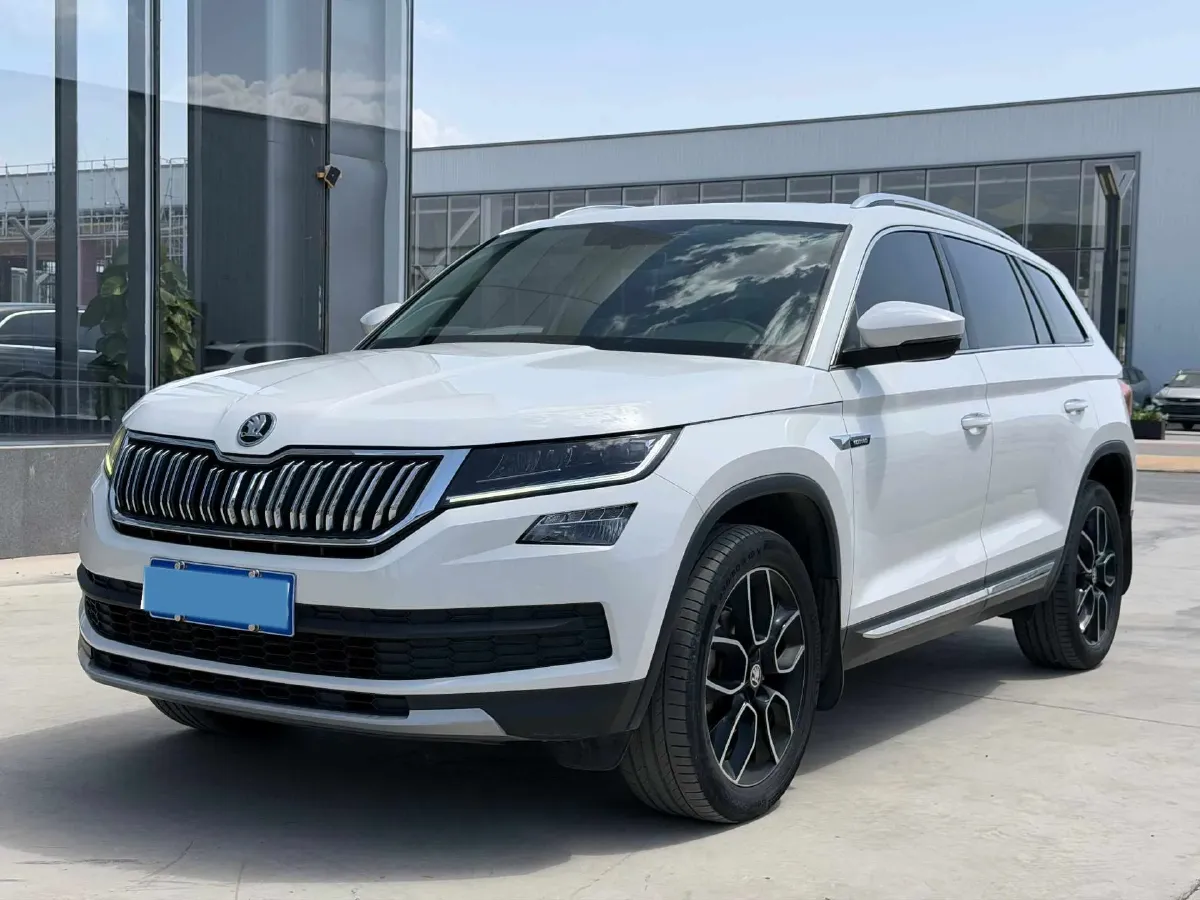 2017 Skoda Kodiak 1.8T 180HP L4 7DCT,autocango,china used car exporter,china ev exporter,chinese used car exporter,chinese used ev exporter
