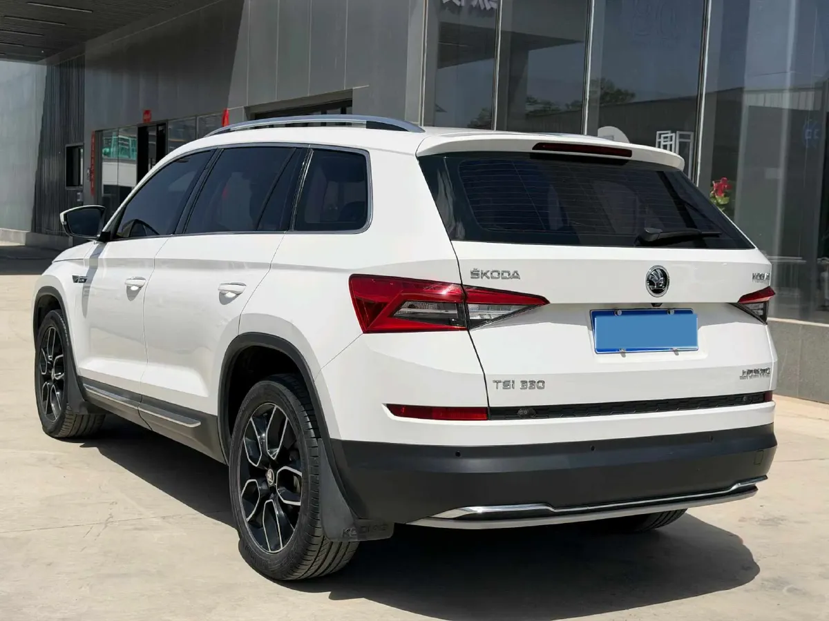 2017 Skoda Kodiak 1.8T 180HP L4 7DCT,autocango,china used car exporter,china ev exporter,chinese used car exporter,chinese used ev exporter