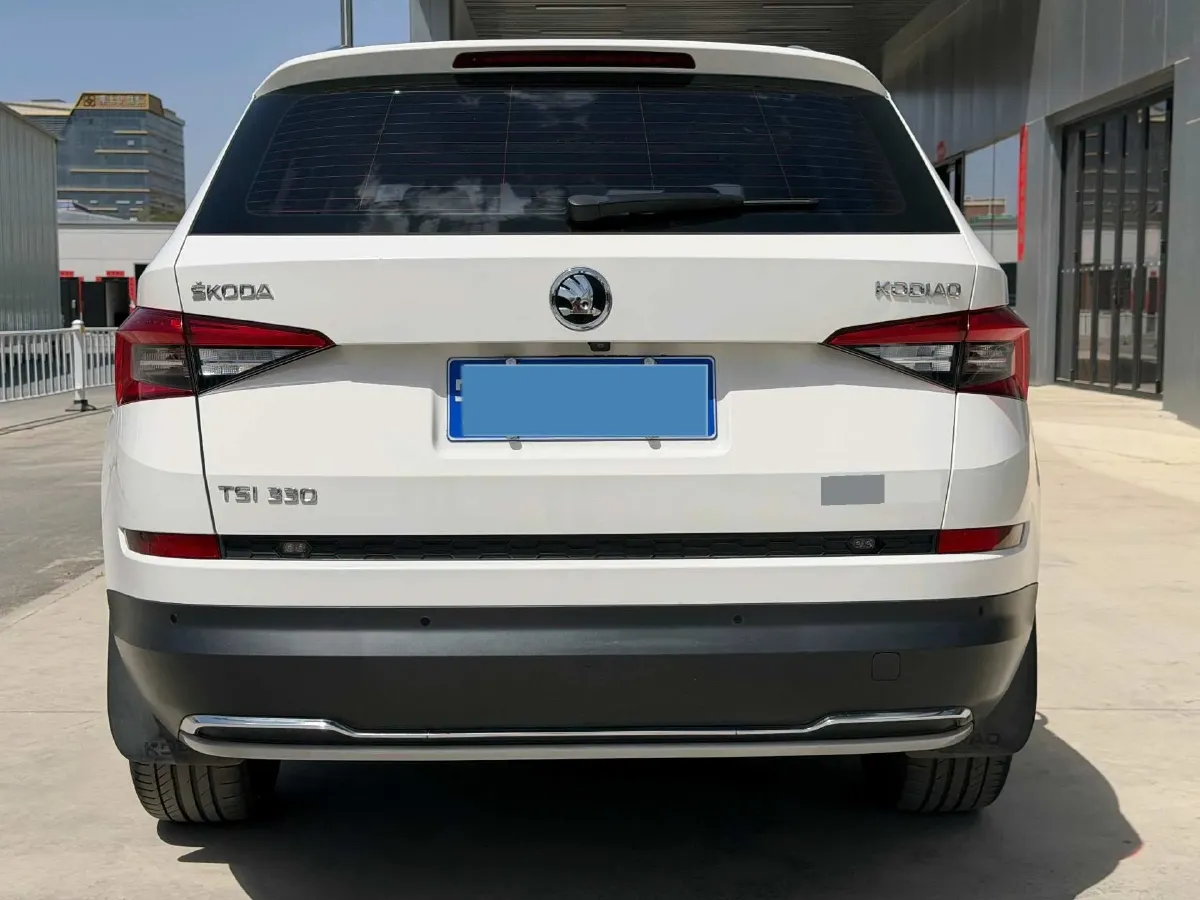 2017 Skoda Kodiak 1.8T 180HP L4 7DCT,autocango,china used car exporter,china ev exporter,chinese used car exporter,chinese used ev exporter