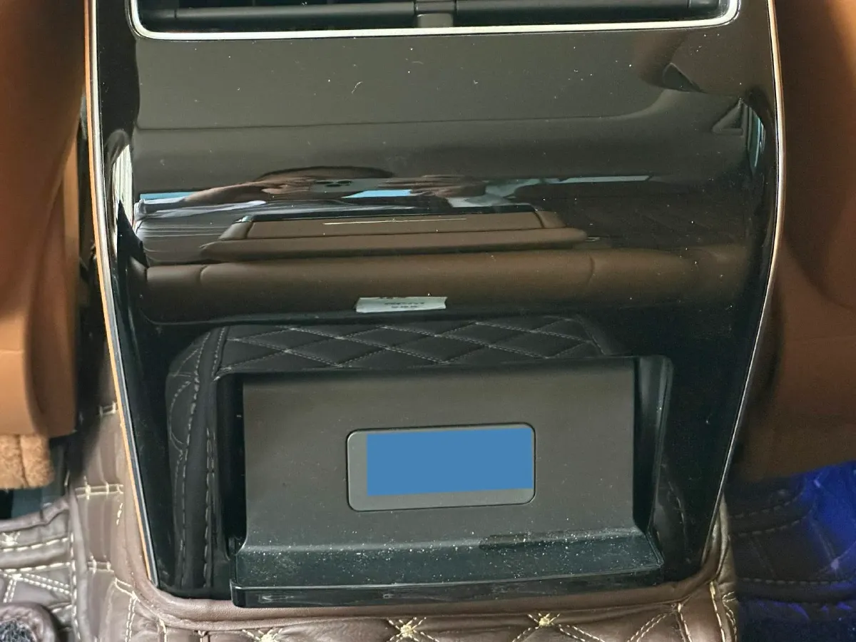 2024 HongQi H9 2.0T 252HP L4 7DCT,autocango,china used car exporter,china ev exporter,chinese used car exporter,chinese used ev exporter