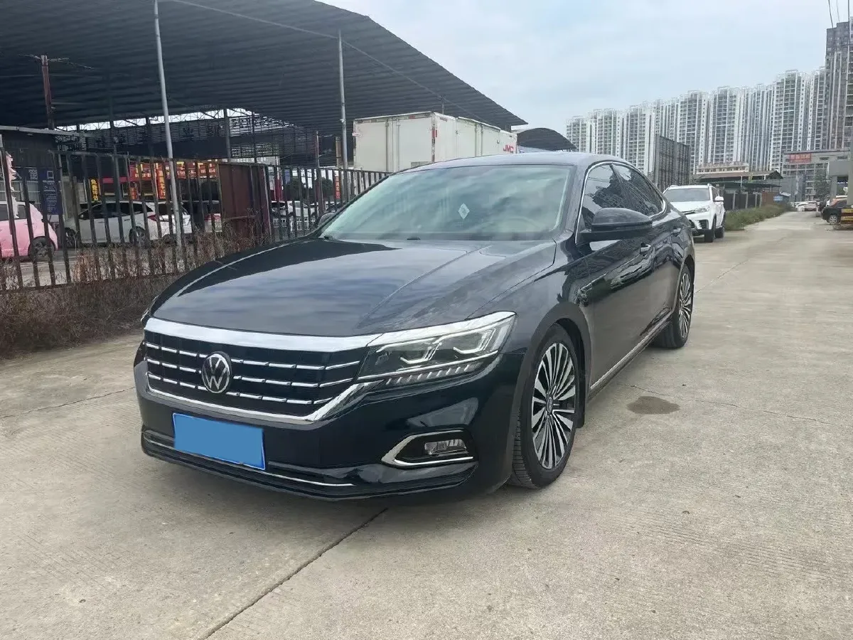 2020 Volkswagen Passat 2.0T 186HP L4 7DCT,autocango,china used car exporter,china ev exporter,chinese used car exporter,chinese used ev exporter