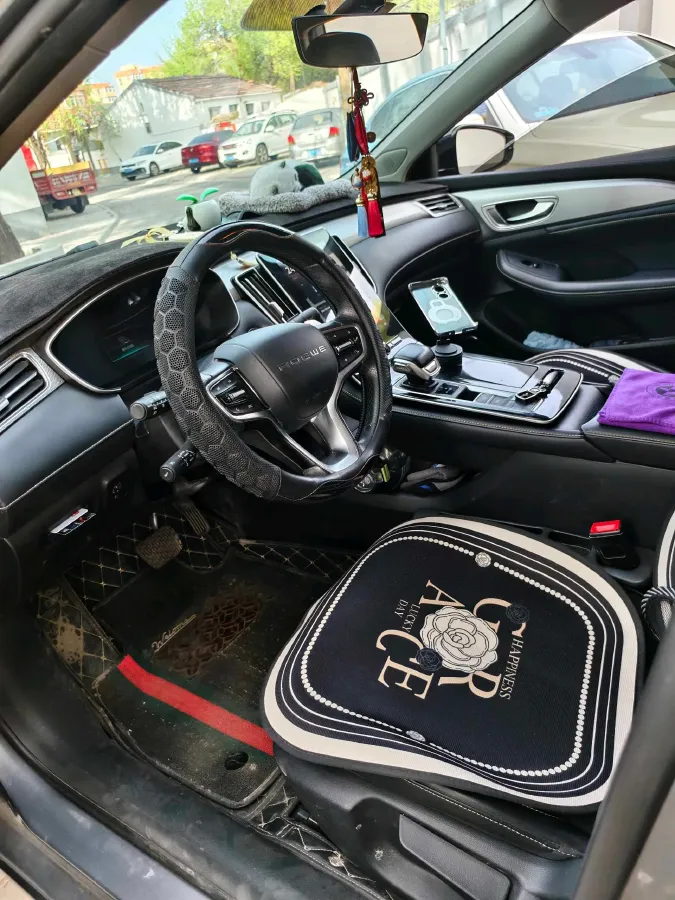 2020 Roewe i6 MAX 1.5T 173HP L4 7DCT,autocango,china used car exporter,china ev exporter,chinese used car exporter,chinese used ev exporter