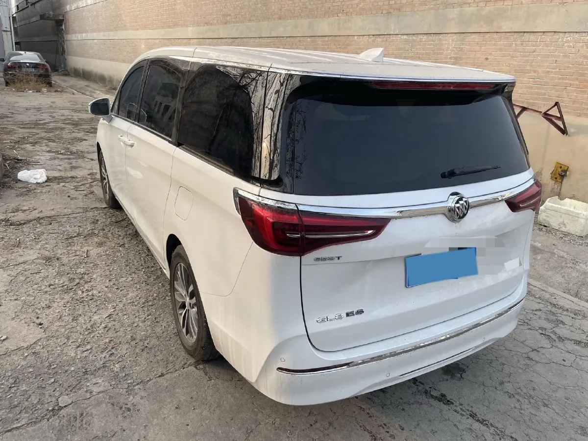 2022 Buick GL8 2.0T 237HP L4 9AT,autocango,china used car exporter,china ev exporter,chinese used car exporter,chinese used ev exporter