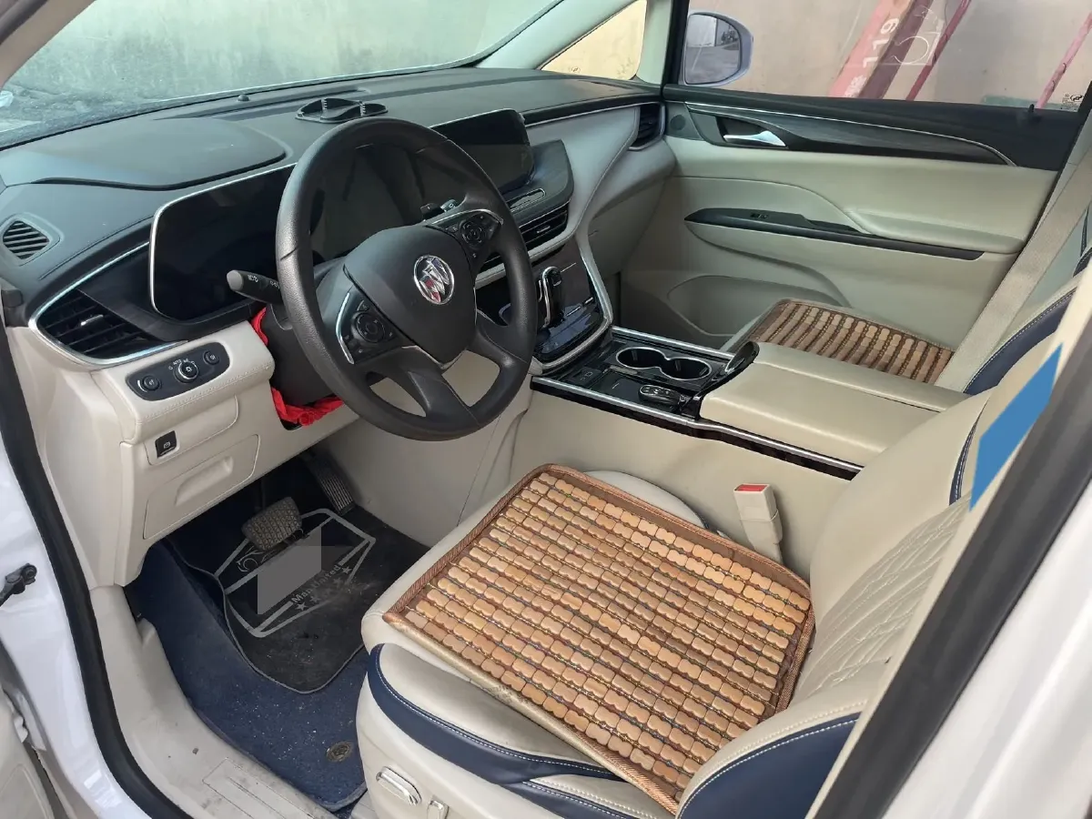 2022 Buick GL8 2.0T 237HP L4 9AT,autocango,china used car exporter,china ev exporter,chinese used car exporter,chinese used ev exporter