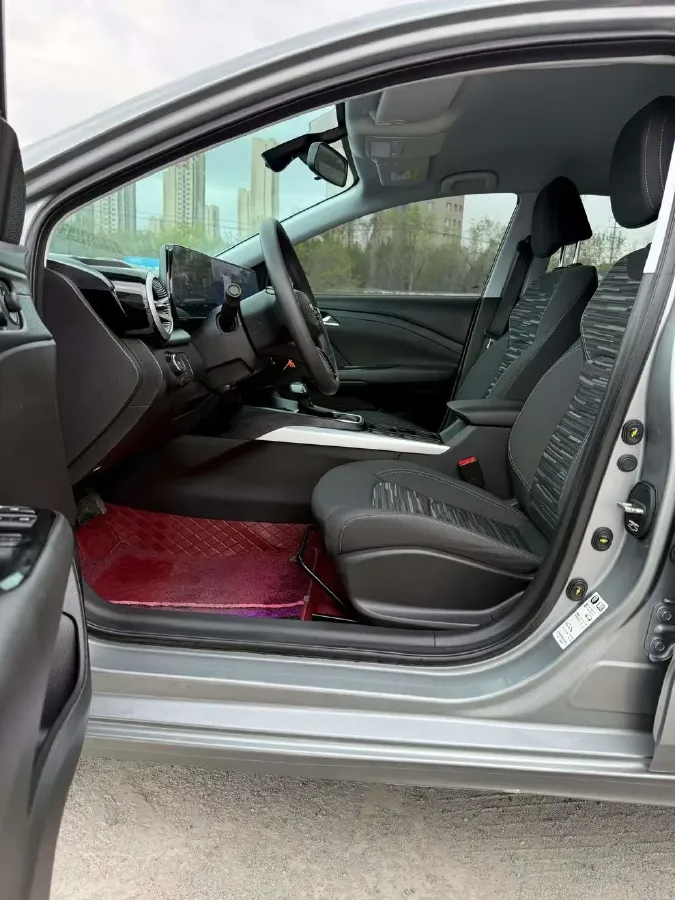 2023 Chevrolet Monza 1.5L 113HP L4 6DCT,autocango,china used car exporter,china ev exporter,chinese used car exporter,chinese used ev exporter