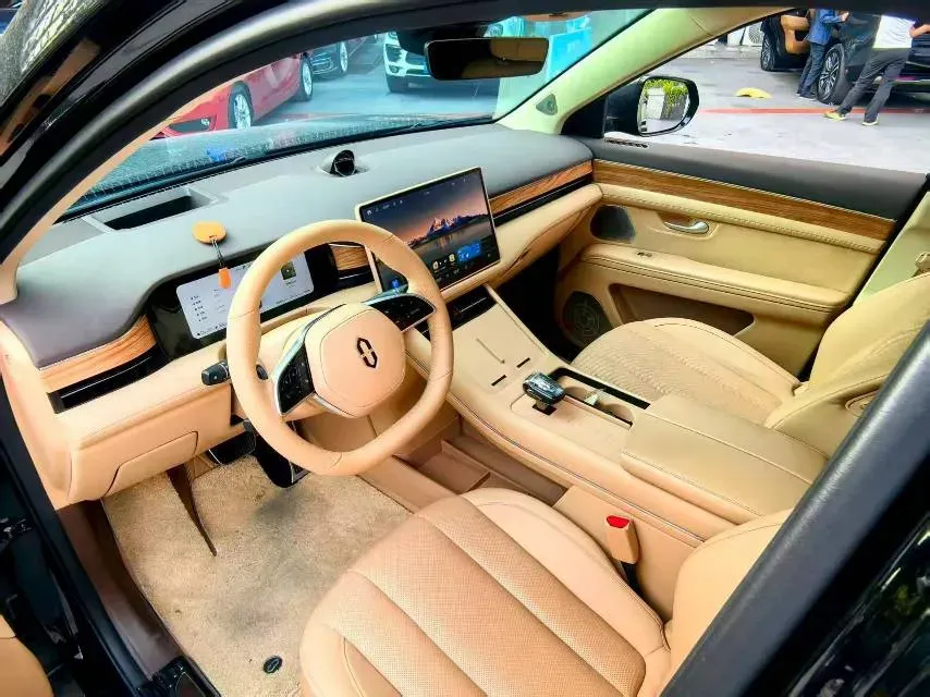 2024 AITO AITO M7 1.5T 152HP L4 REEV 40KWH,autocango,china used car exporter,china ev exporter,chinese used car exporter,chinese used ev exporter