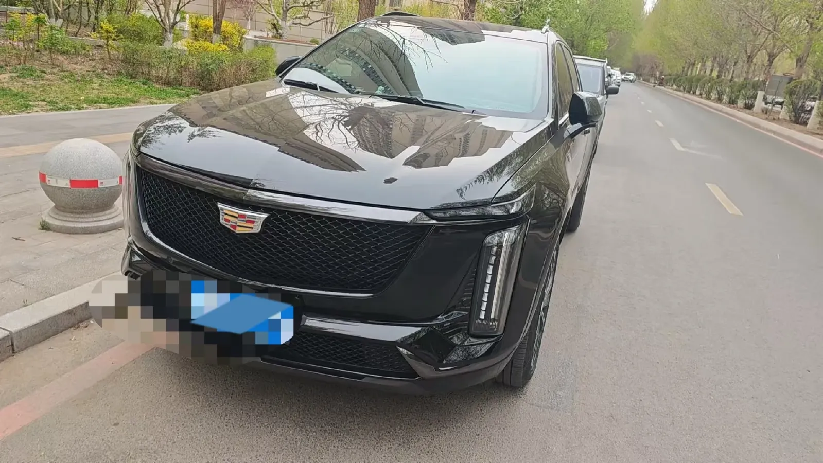 2025 Cadillac XT5 2.0T 237HP L4 9AT,autocango,china used car exporter,china ev exporter,chinese used car exporter,chinese used ev exporter