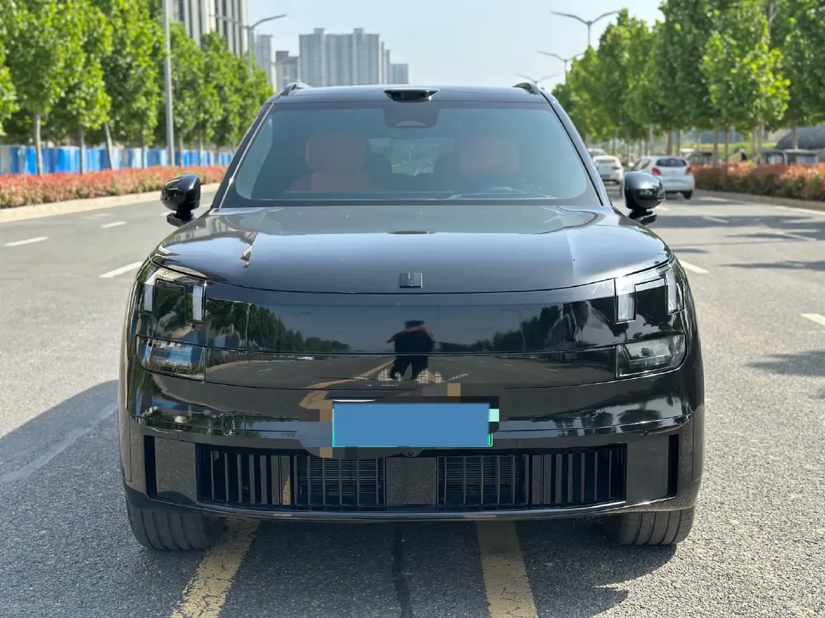 2025 LYNK&CO 900 2.0T 254HP L4 3DHT PHEV,autocango,china used car exporter,china ev exporter,chinese used car exporter,chinese used ev exporter