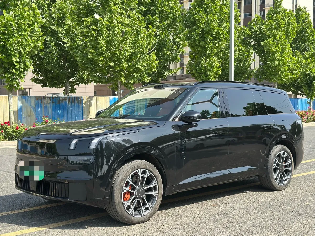 2025 LYNK&CO 900 2.0T 254HP L4 3DHT PHEV,autocango,china used car exporter,china ev exporter,chinese used car exporter,chinese used ev exporter