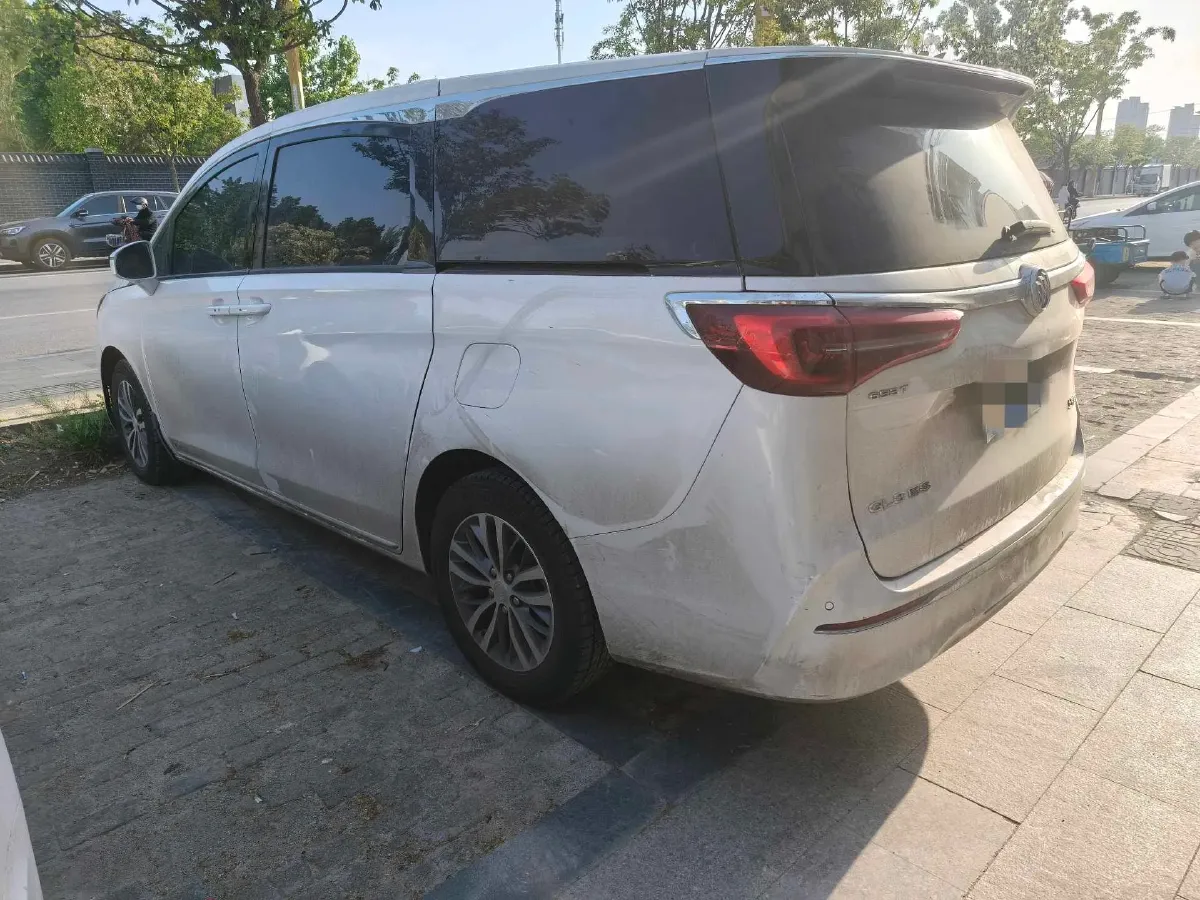 2023 Buick GL8 2.0T 237HP L4 9AT,autocango,china used car exporter,china ev exporter,chinese used car exporter,chinese used ev exporter