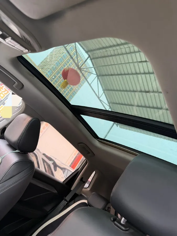 2021 WuLing XingChen 1.5T 147HP L4 CVT,autocango,china used car exporter,china ev exporter,chinese used car exporter,chinese used ev exporter