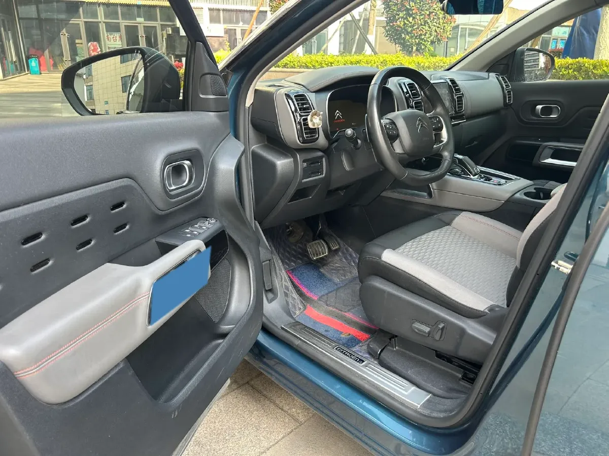 2018 Citroen C5 Aircross 1.6T 167HP L4 6AT,autocango,china used car exporter,china ev exporter,chinese used car exporter,chinese used ev exporter