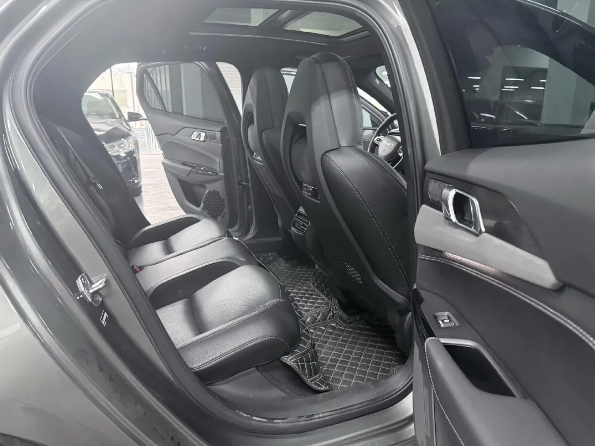 2021 LYNK&CO 03 1.5T 180HP L3 7DCT,autocango,china used car exporter,china ev exporter,chinese used car exporter,chinese used ev exporter