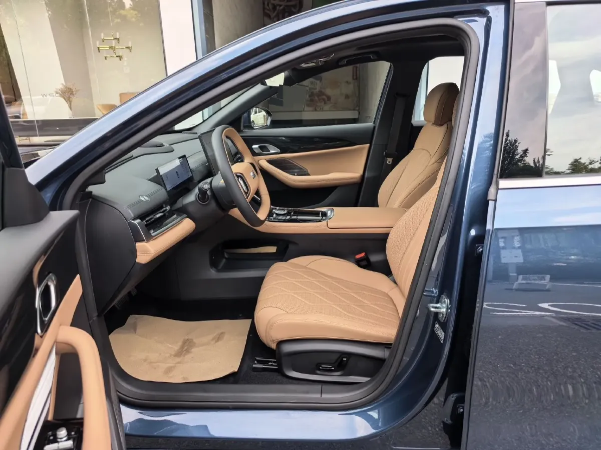 2025 Geely Galaxy A7 1.5L 112HP L4 1DHT PHEV,autocango,china used car exporter,china ev exporter,chinese used car exporter,chinese used ev exporter