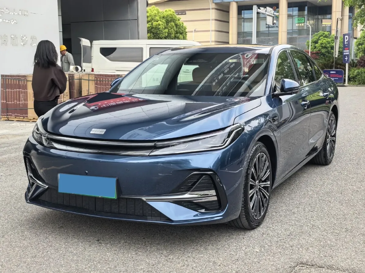 2025 Geely Galaxy A7 1.5L 112HP L4 1DHT PHEV,autocango,china used car exporter,china ev exporter,chinese used car exporter,chinese used ev exporter