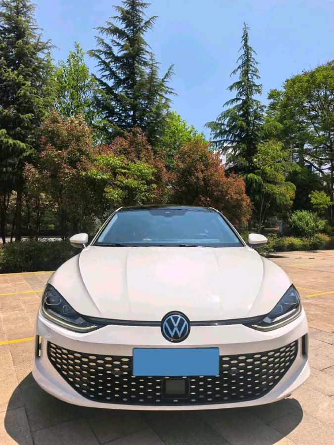 2023 Volkswagen Lamando 1.4T 150HP L4 7DCT,autocango,china used car exporter,china ev exporter,chinese used car exporter,chinese used ev exporter