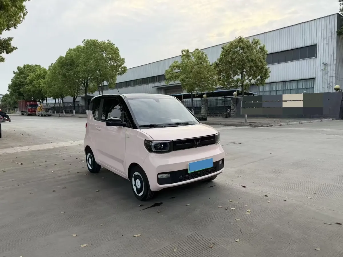 2022 WuLing HongGuang MINI EV BEV 9KWH,autocango,china used car exporter,china ev exporter,chinese used car exporter,chinese used ev exporter