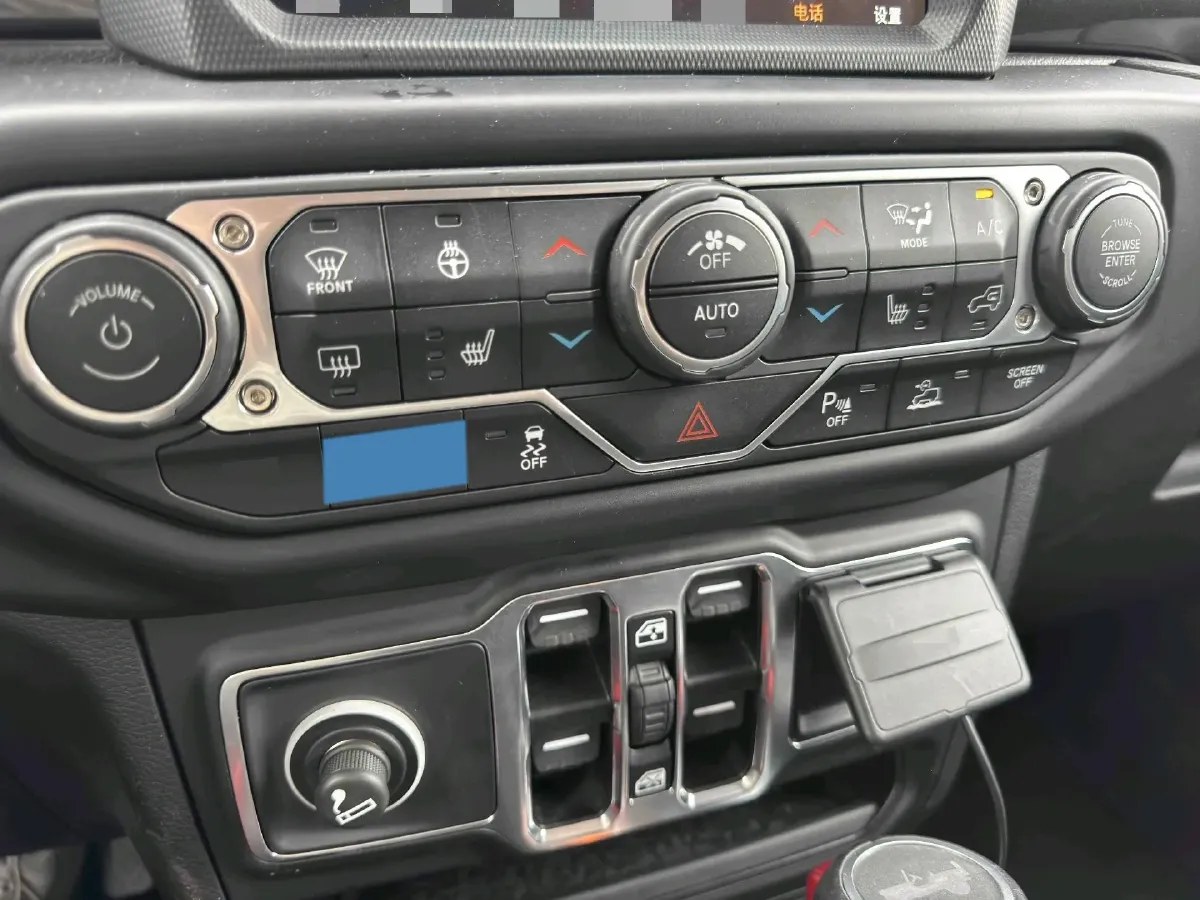 2022 Jeep Wrangler 2.0T 266HP L4 8AT,autocango,china used car exporter,china ev exporter,chinese used car exporter,chinese used ev exporter