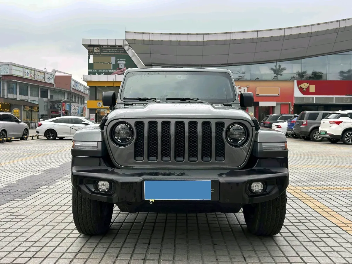 2022 Jeep Wrangler 2.0T 266HP L4 8AT,autocango,china used car exporter,china ev exporter,chinese used car exporter,chinese used ev exporter