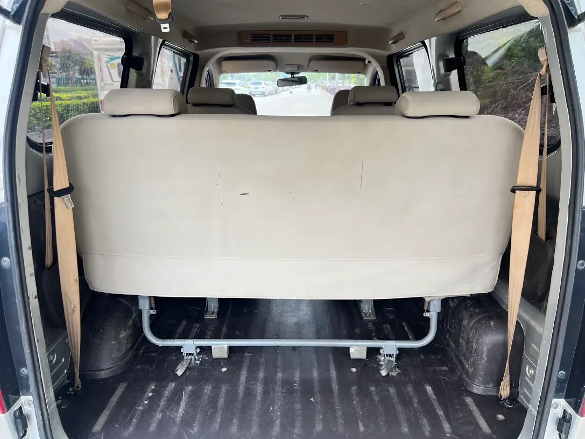 2019 WuLing HongGuang V 1.5L 99HP L4 6MT,autocango,china used car exporter,china ev exporter,chinese used car exporter,chinese used ev exporter