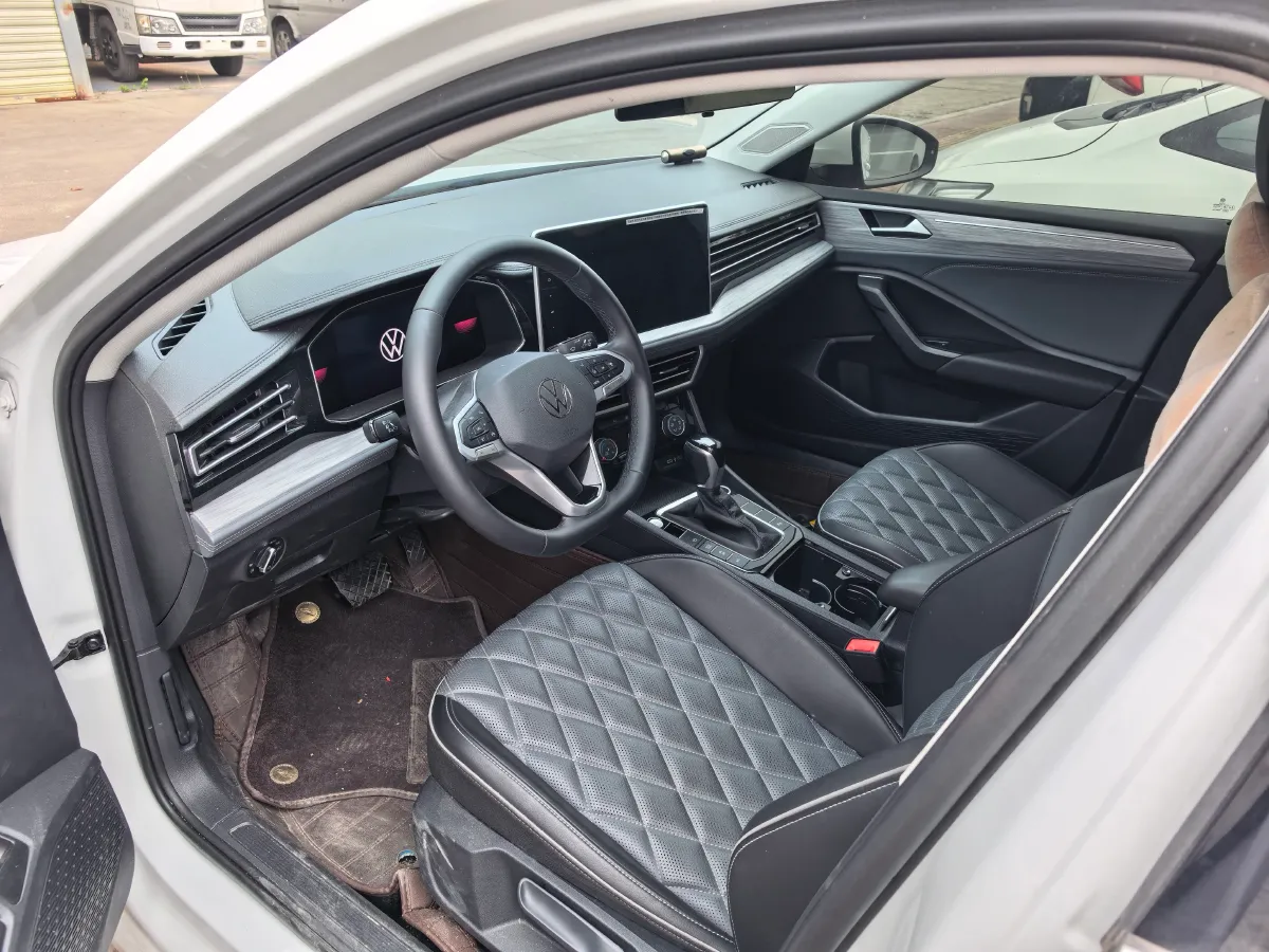 2023 Volkswagen Sagitar 1.4T 150HP L4 7DCT,autocango,china used car exporter,china ev exporter,chinese used car exporter,chinese used ev exporter