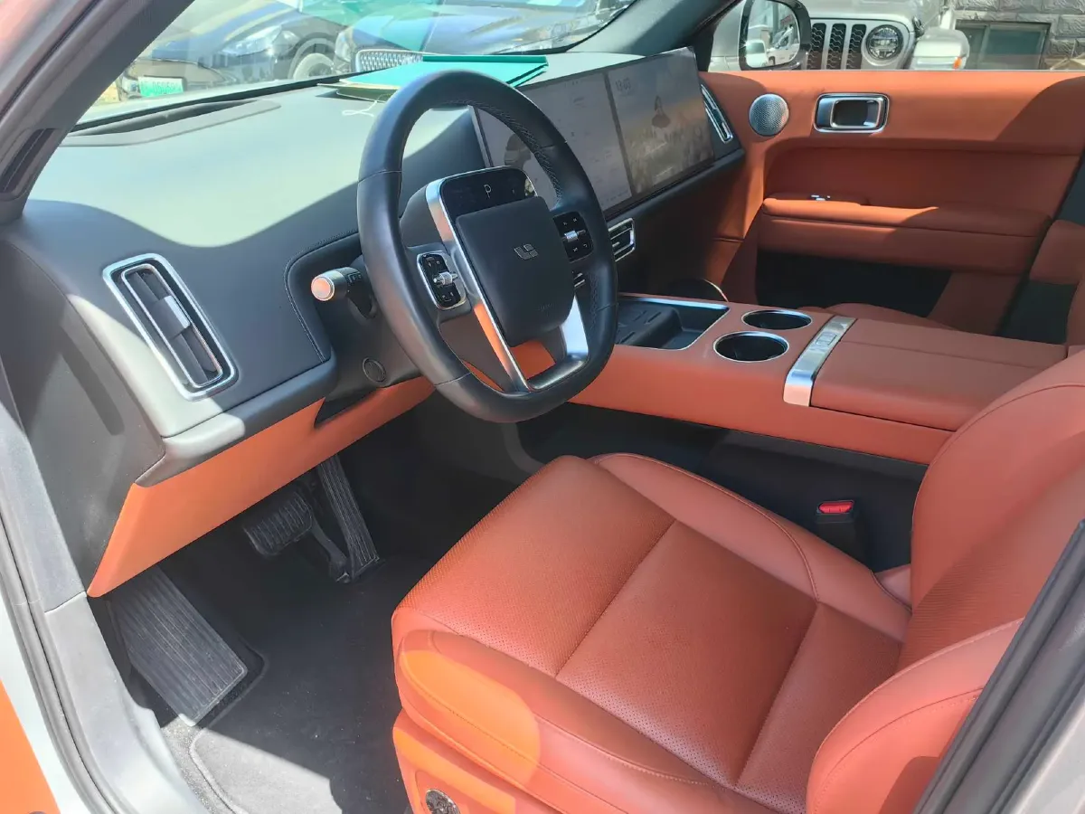 2024 Li L6 Range Extended 154HP L4 REEV 36.8KWH,autocango,china used car exporter,china ev exporter,chinese used car exporter,chinese used ev exporter