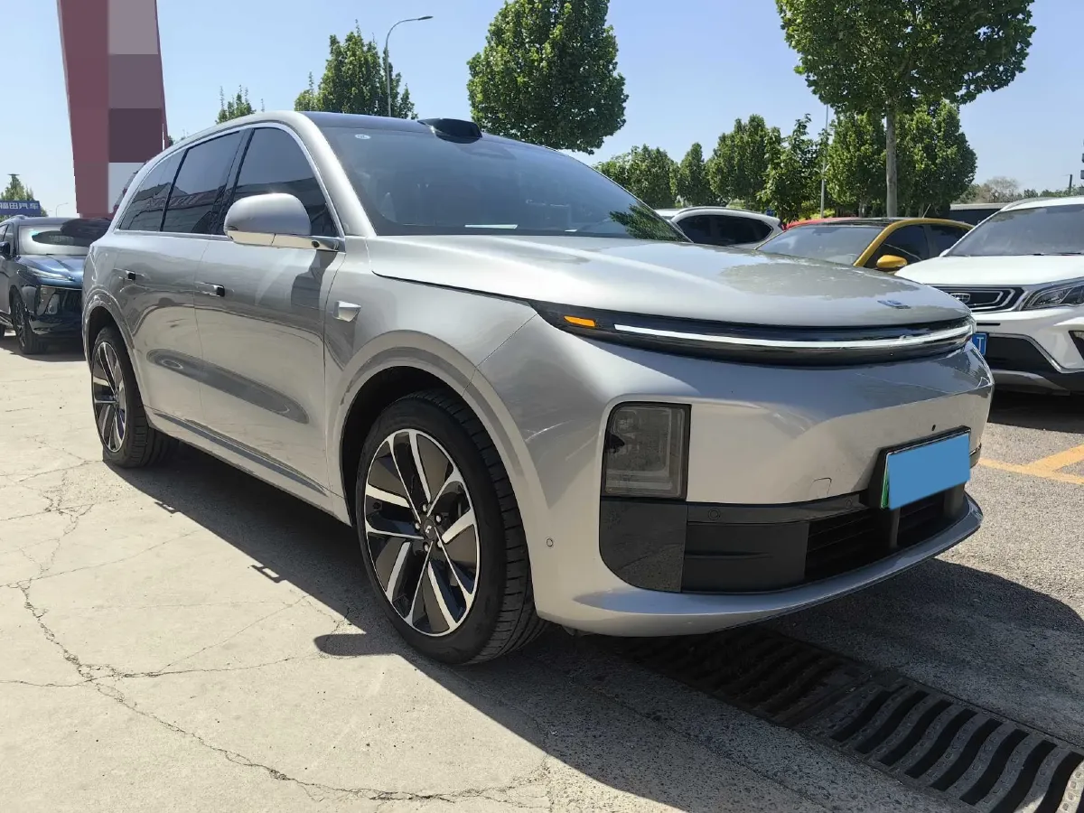 2024 Li L6 Range Extended 154HP L4 REEV 36.8KWH,autocango,china used car exporter,china ev exporter,chinese used car exporter,chinese used ev exporter
