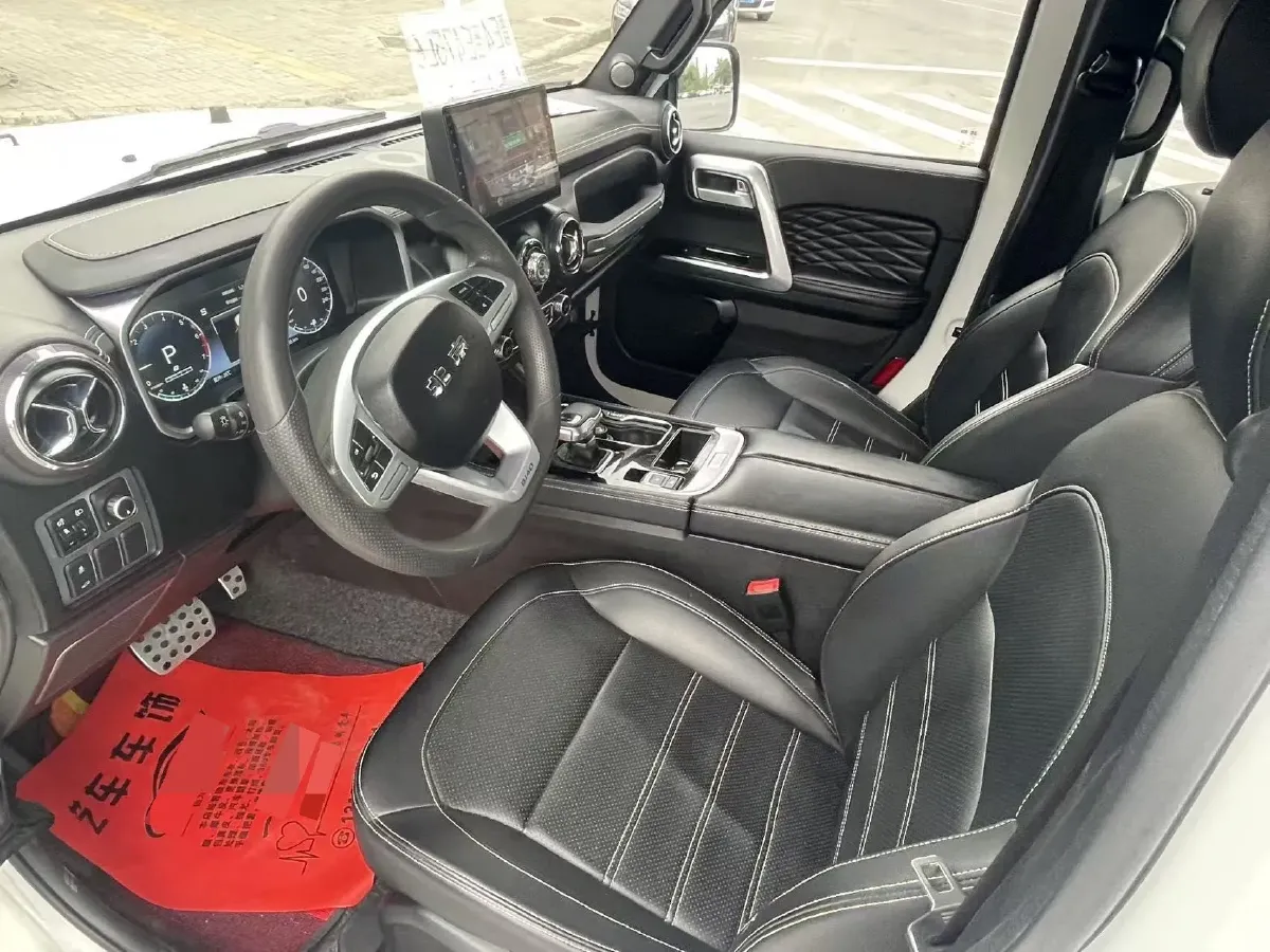 2022 Beijing BJ40 2.0T 224HP L4 8AT,autocango,china used car exporter,china ev exporter,chinese used car exporter,chinese used ev exporter