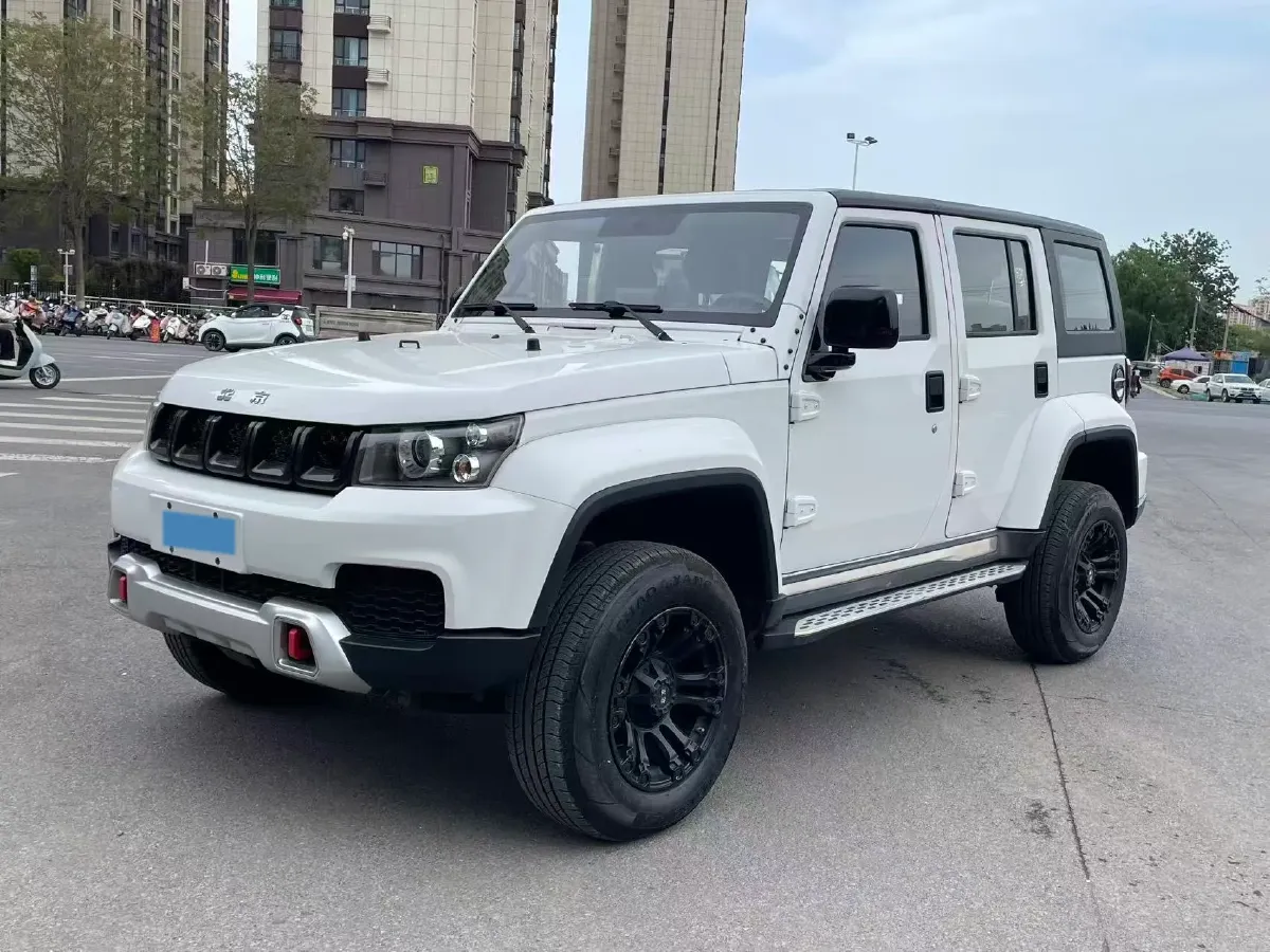2022 Beijing BJ40 2.0T 224HP L4 8AT,autocango,china used car exporter,china ev exporter,chinese used car exporter,chinese used ev exporter